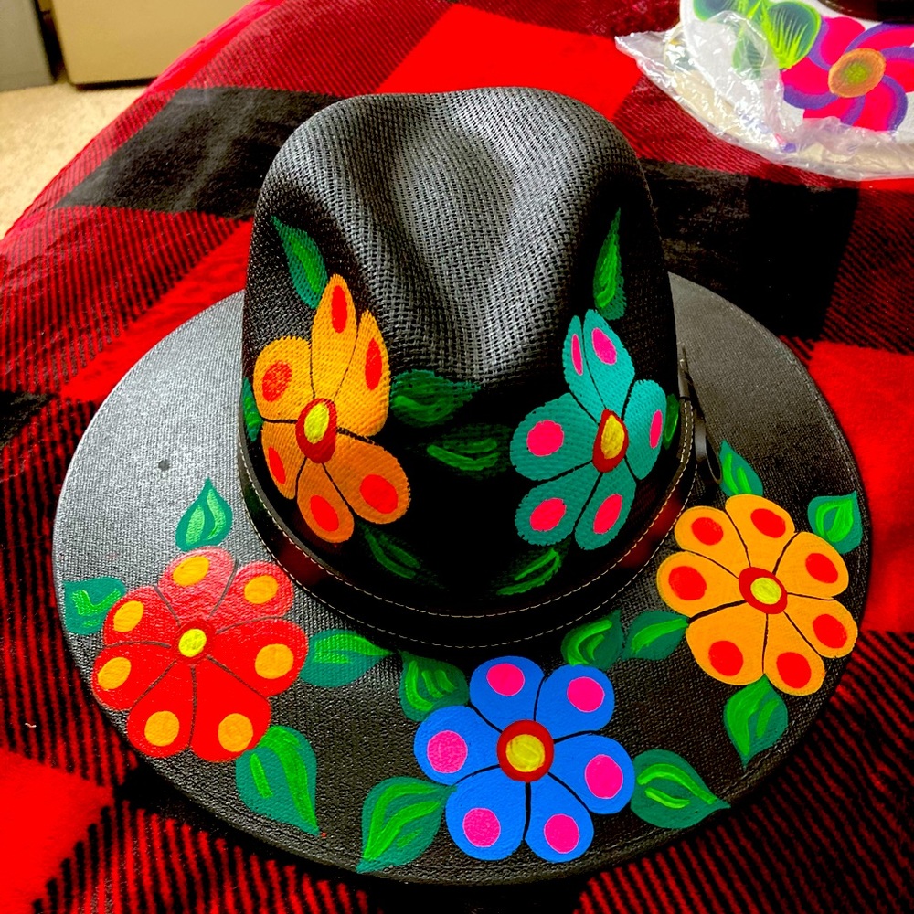 “Authentic Mexican “hand painted Panamá style hat!